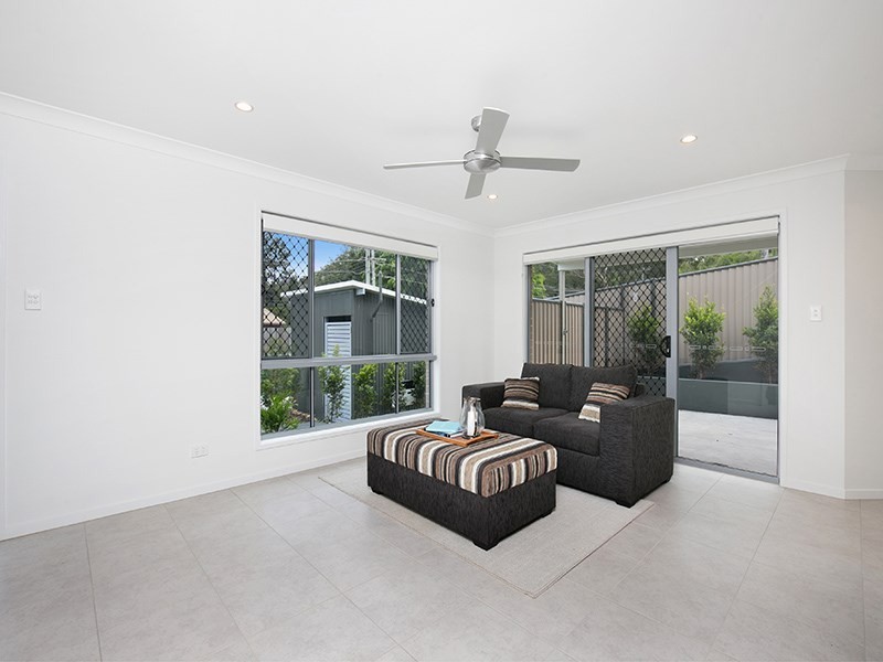 9 Tanah Merah Avenue, Tanah Merah QLD 4128