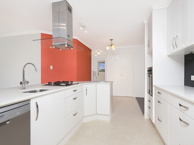 74 Tansey Drive, Tanah Merah QLD 4128