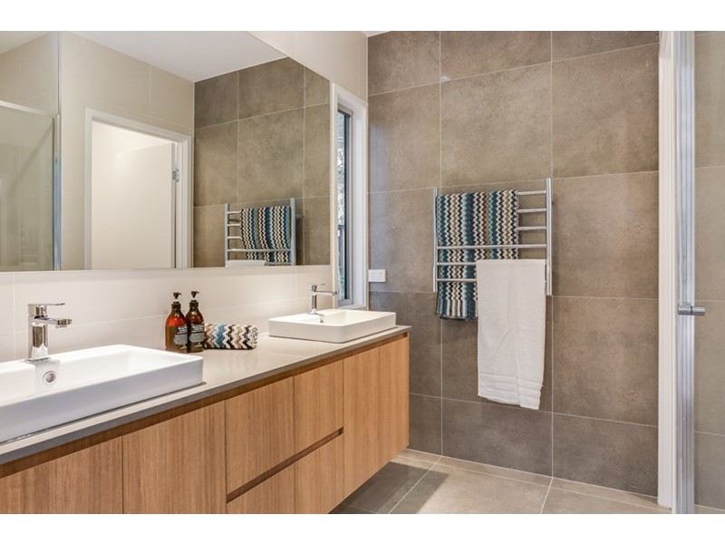 2 Forest Edge Drive, Cornubia QLD 4130