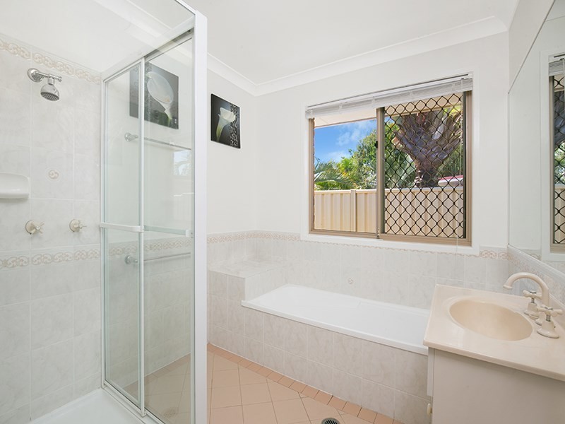 2 Viscosa Court, Cornubia QLD 4130