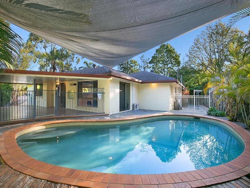 15 Jasmine Crescent, Shailer Park QLD 4128