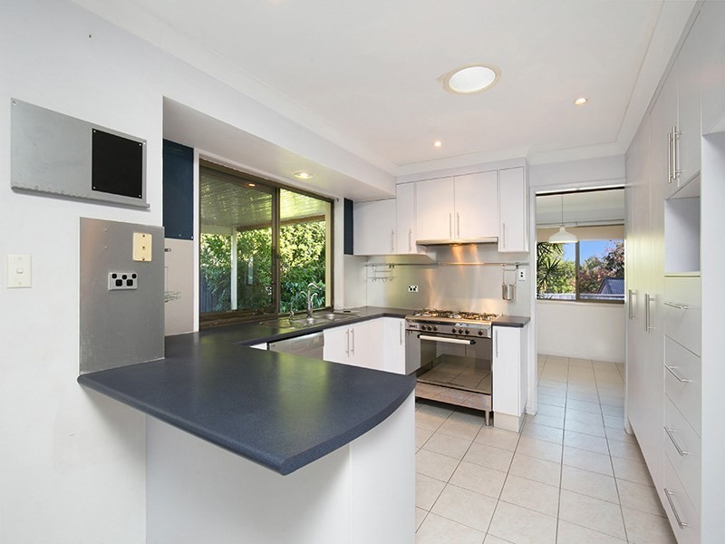 15 Jasmine Crescent, Shailer Park QLD 4128