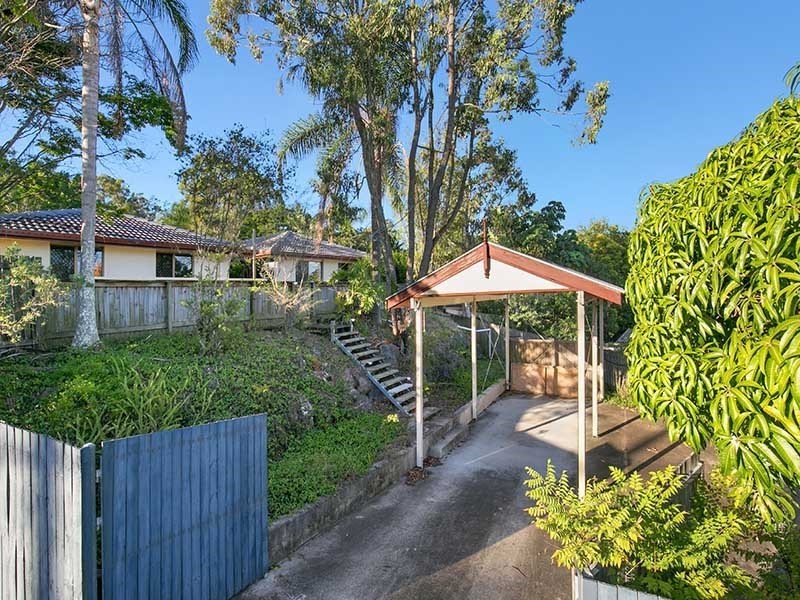 15 Jasmine Crescent, Shailer Park QLD 4128