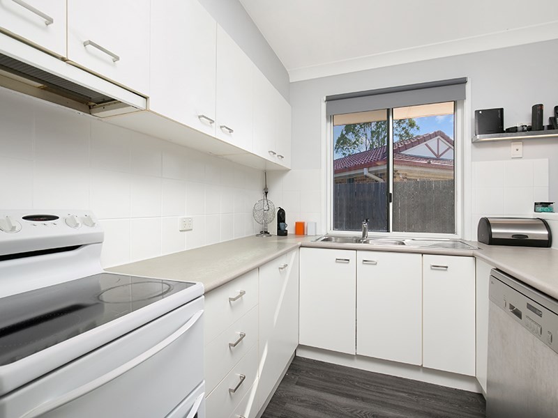 21 Perak Court, Tanah Merah QLD 4128