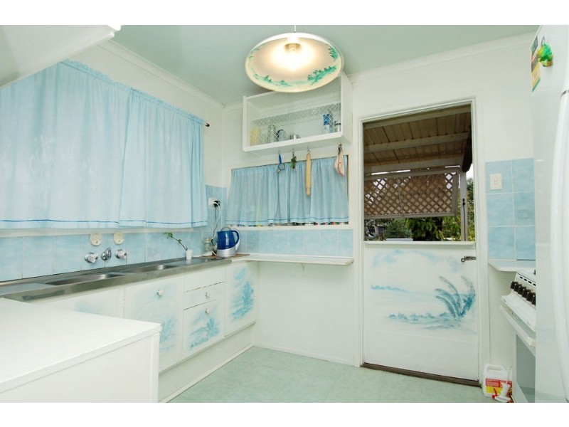 121 Station Road, Loganlea QLD 4131