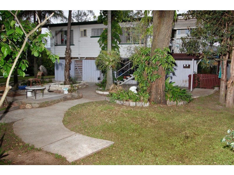 121 Station Road, Loganlea QLD 4131