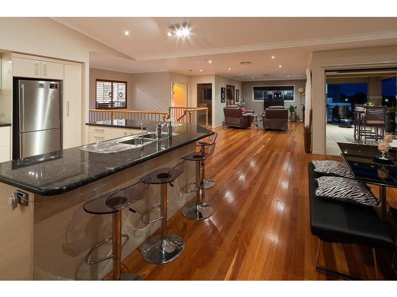 11 Fleay Street, Redland Bay QLD 4165