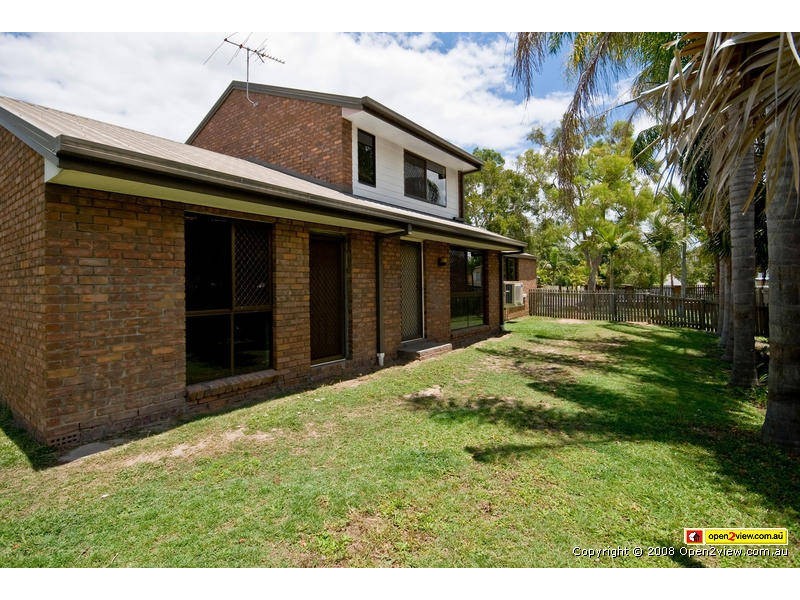 9 Willow Street, Woodridge QLD 4114