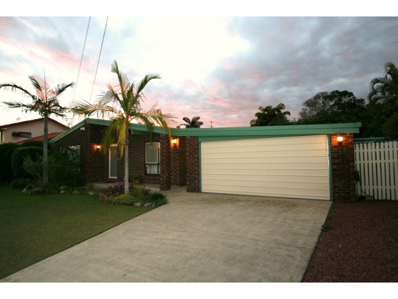 8 Columbia Street, Springwood QLD 4127