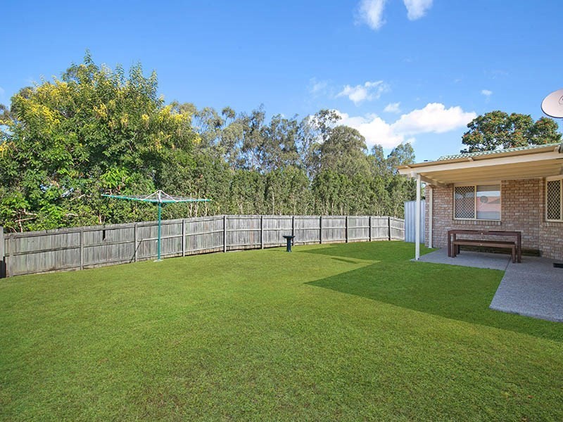 21 Meike Crescent, Tanah Merah QLD 4128