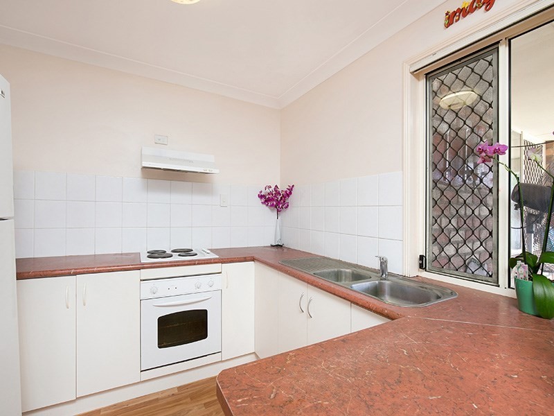 56 Mckinley Street, Eagleby QLD 4207