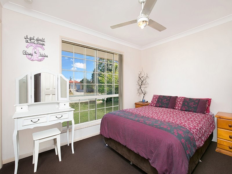 56 Mckinley Street, Eagleby QLD 4207