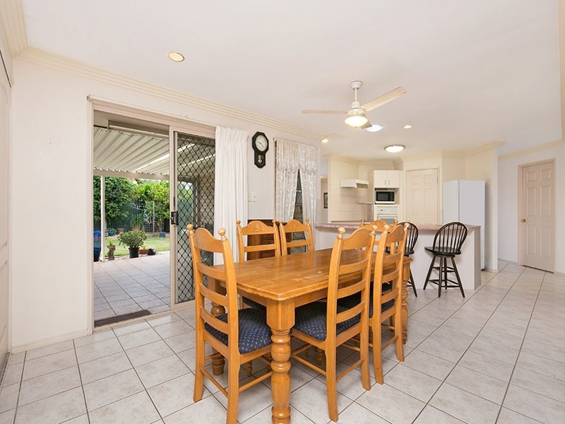 14 Seletar Place, Tanah Merah QLD 4128