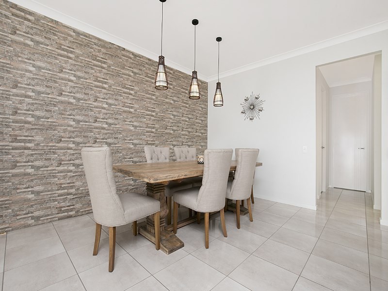 4 Green Trees Drive, Cornubia QLD 4130