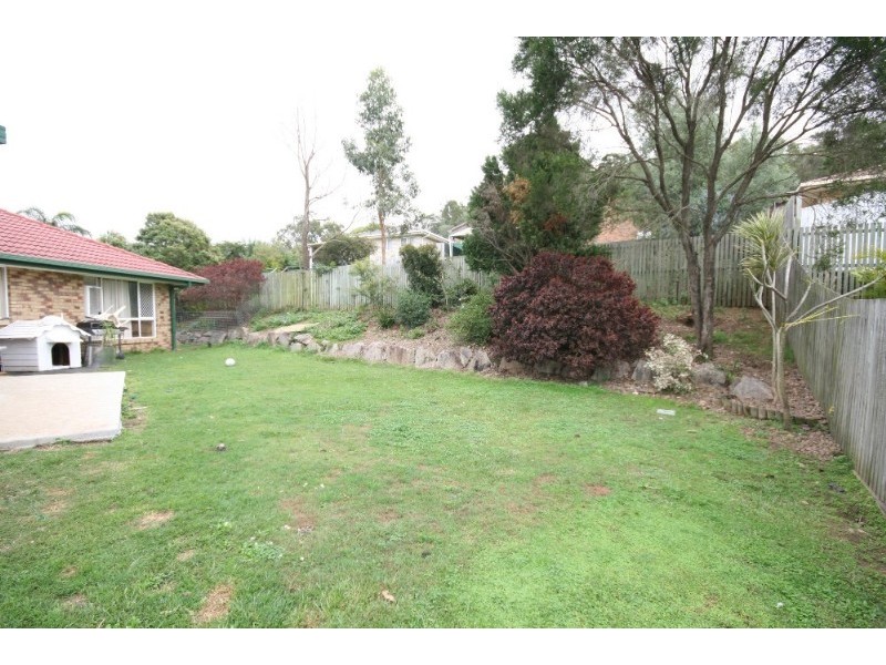 9 Ambat Court, Tanah Merah QLD 4128