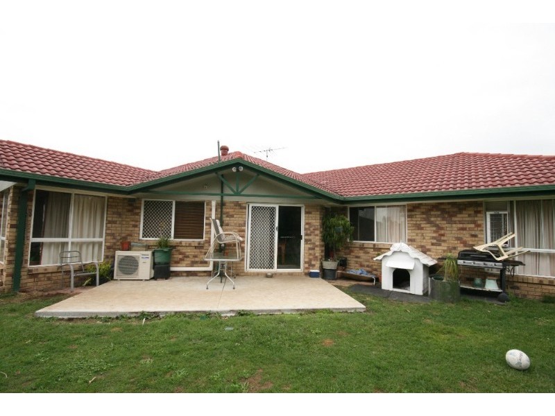 9 Ambat Court, Tanah Merah QLD 4128