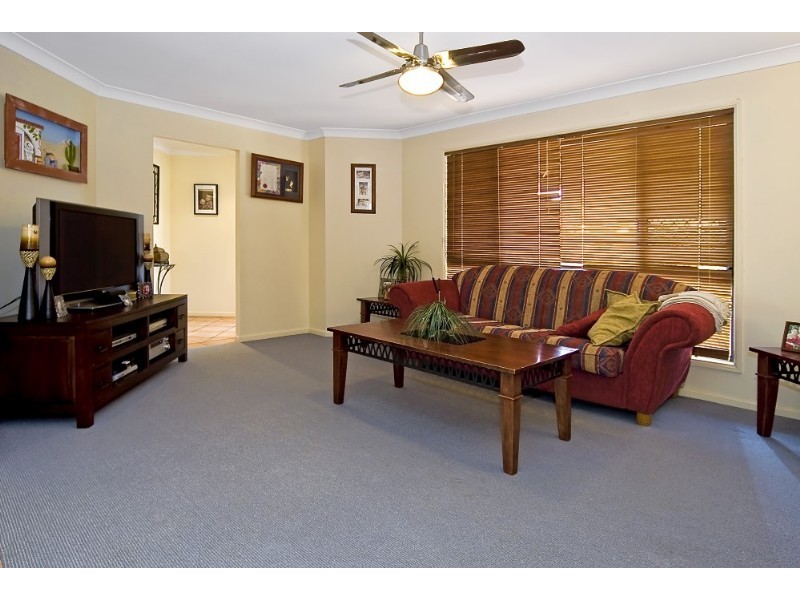 30 Sabak Street, Tanah Merah QLD 4128