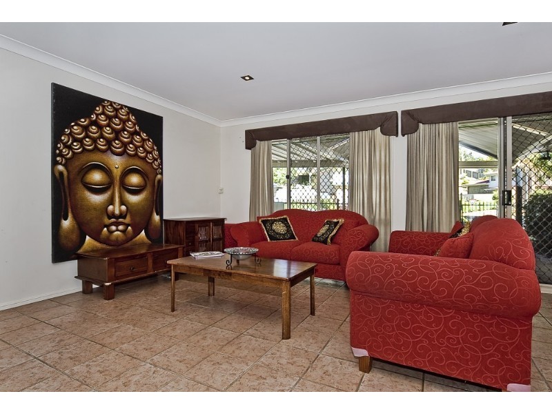 1 Burnier Court, Shailer Park QLD 4128