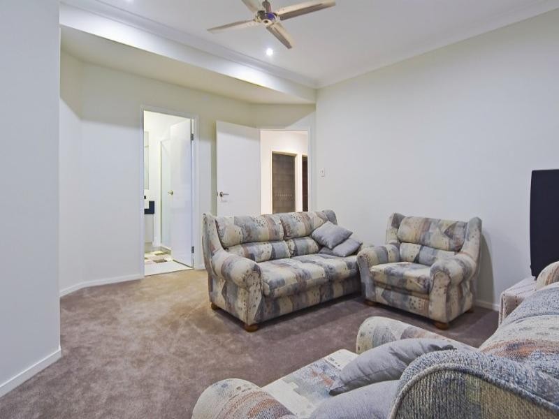 27a Heeler Court, Shailer Park QLD 4128