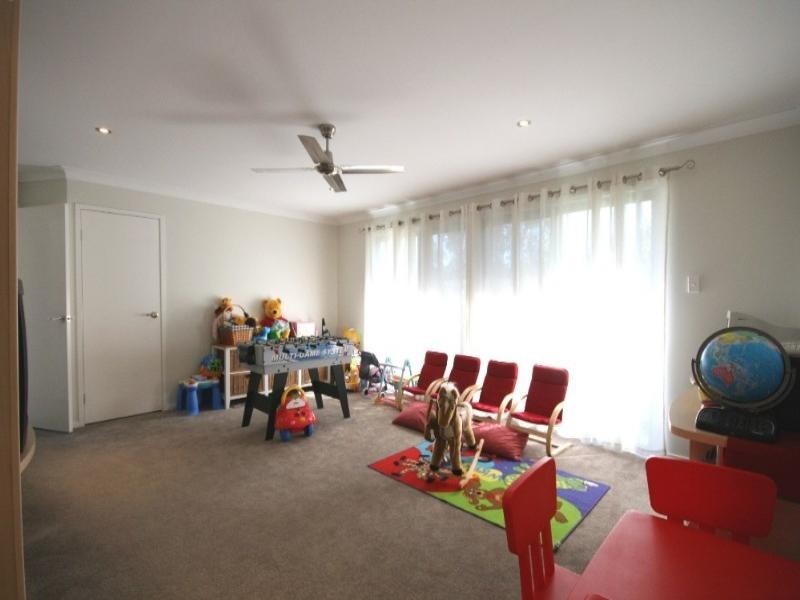 27a Heeler Court, Shailer Park QLD 4128