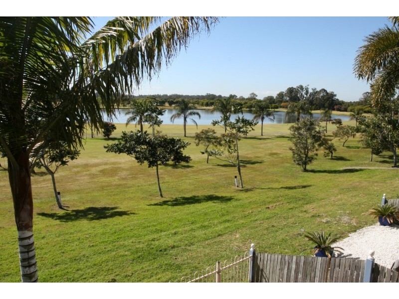 9/8 Peninsula Avenue, Cornubia QLD 4130