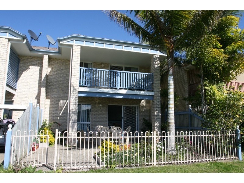 9/8 Peninsula Avenue, Cornubia QLD 4130