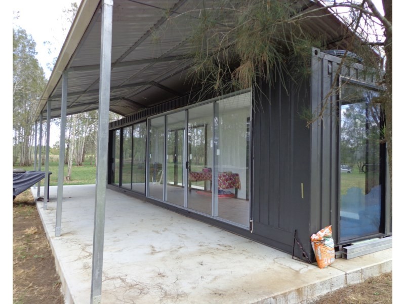 377 Beenleigh-Redland Bay Road, Carbrook QLD 4130