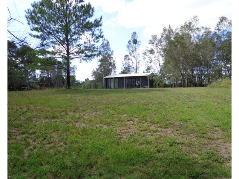 377 Beenleigh-Redland Bay Road, Carbrook QLD 4130