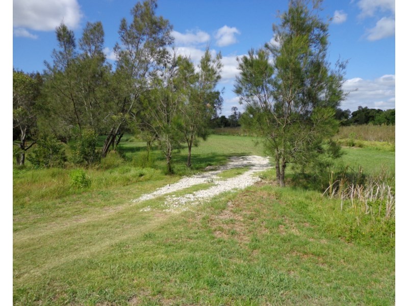 377 Beenleigh-Redland Bay Road, Carbrook QLD 4130