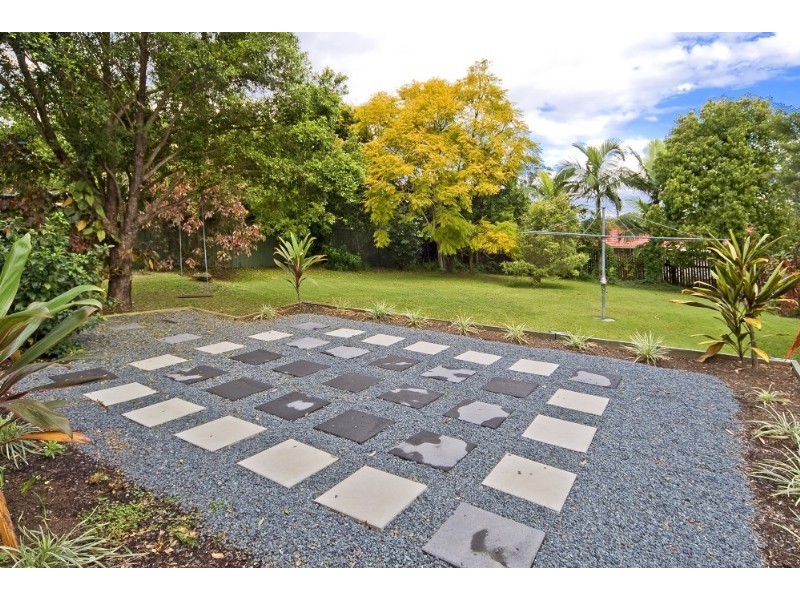 16 Roseland Avenue, Rochedale South QLD 4123