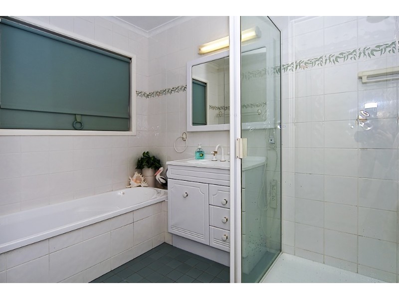 35 Gladewood Drive, Daisy Hill QLD 4127