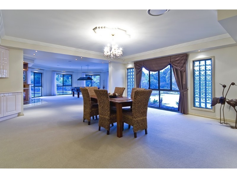 1 Honeysuckle Court, Cornubia QLD 4130