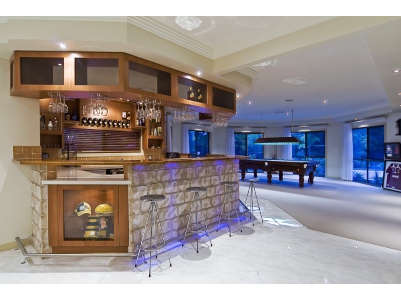 1 Honeysuckle Court, Cornubia QLD 4130