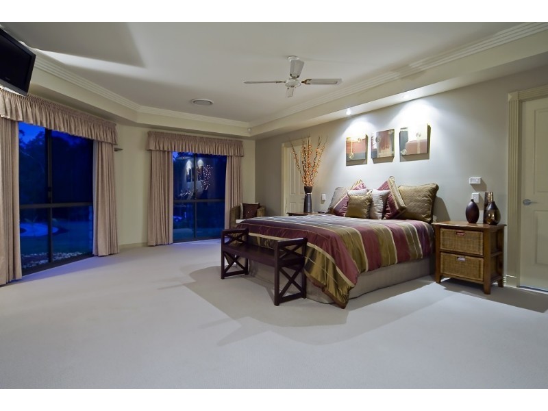 1 Honeysuckle Court, Cornubia QLD 4130