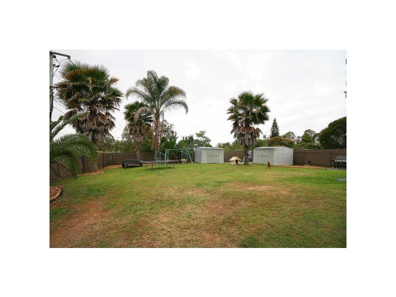 2 Dewar Drive, Loganholme QLD 4129