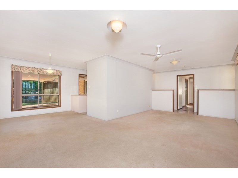 20 Mattes Place, Meadowbrook QLD 4131