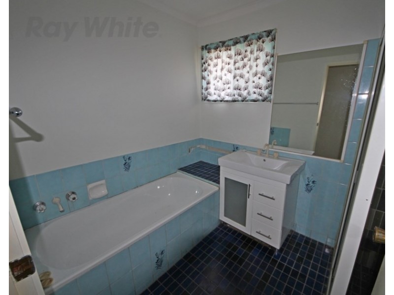 6 Tanya Court, Eagleby QLD 4207