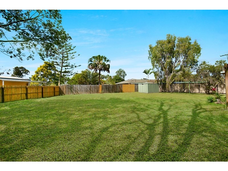 10 Sabak Street, Tanah Merah QLD 4128