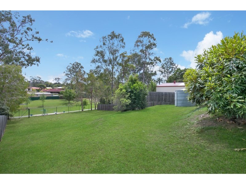 6 Blackthorn Crescent, Shailer Park QLD 4128