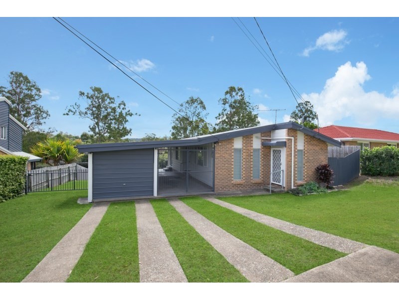 6 Blackthorn Crescent, Shailer Park QLD 4128