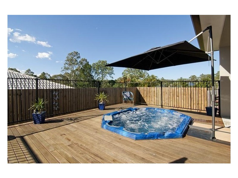 15 Hester Street, Shailer Park QLD 4128