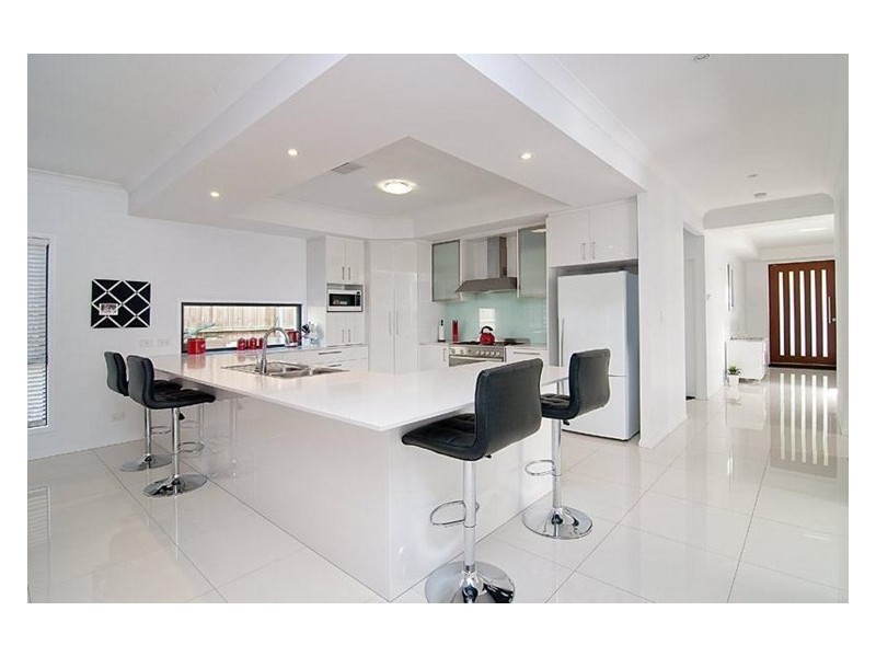 15 Hester Street, Shailer Park QLD 4128