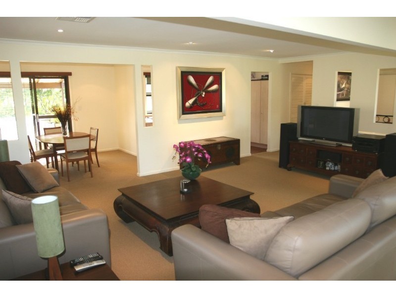 6 Scilla Street, Shailer Park QLD 4128