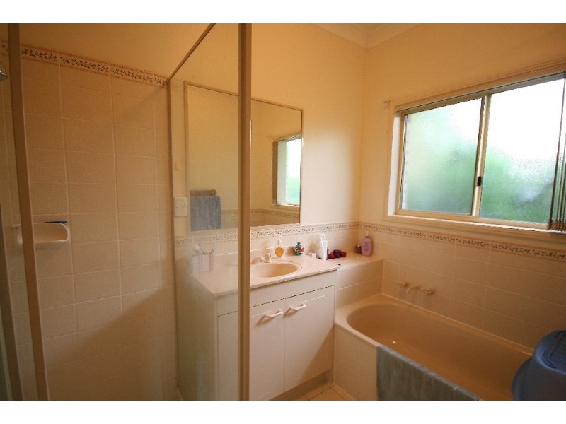 4B Perak Court, Tanah Merah QLD 4128