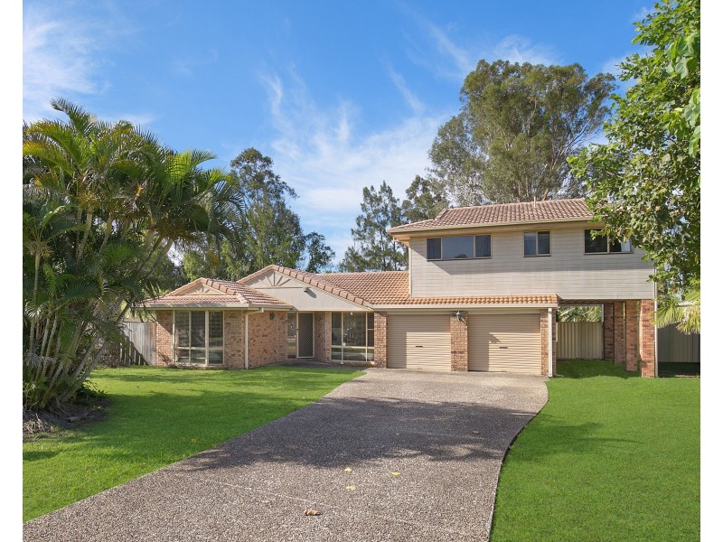 13 Haussman Court, Meadowbrook QLD 4131
