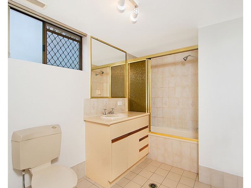 1/11 Mahina Place, Wishart QLD 4122