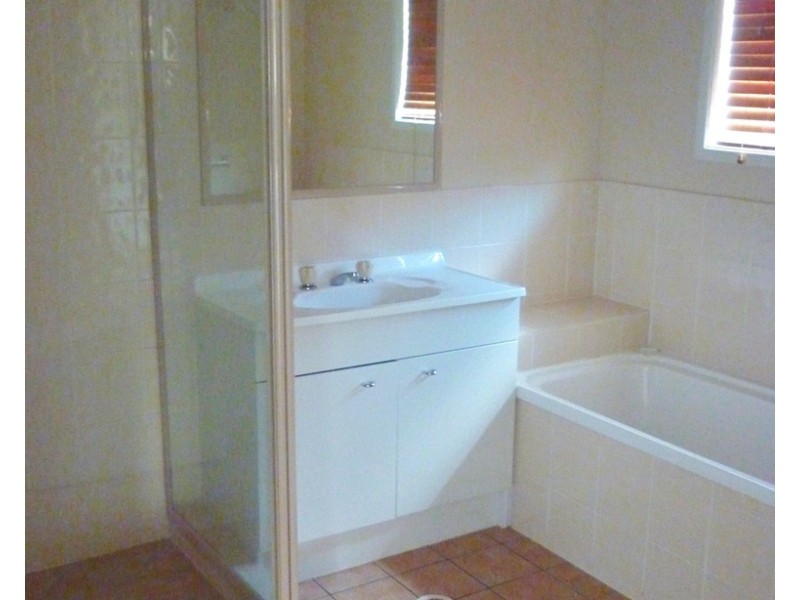 18 Jasmina Parade, Waterford QLD 4133