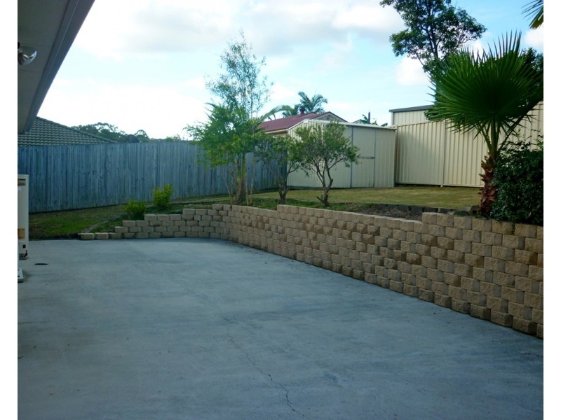 18 Jasmina Parade, Waterford QLD 4133