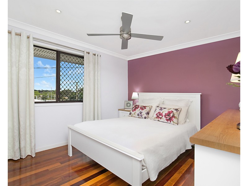 4 Hawkins Street, Springwood QLD 4127