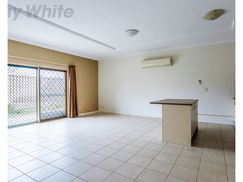 2/12-14 Hawthorne Street, Beenleigh QLD 4207